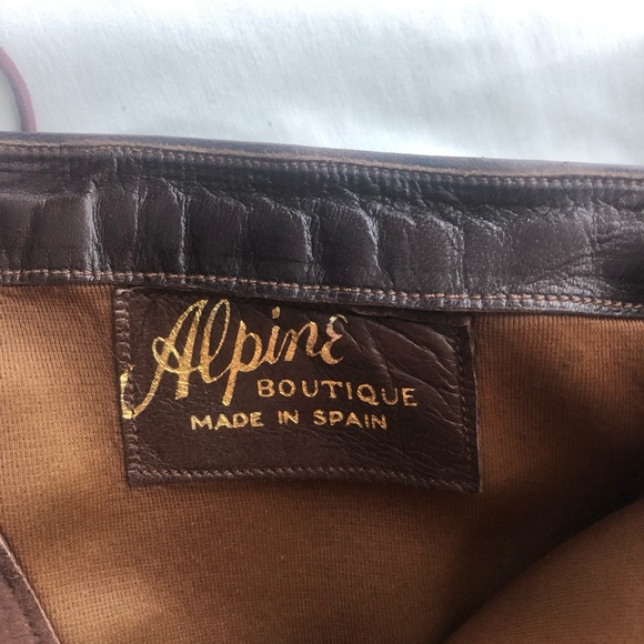 Victorian Style Alpine Dark Brown Leather Lace-Up Boots - Picture 6 of 13